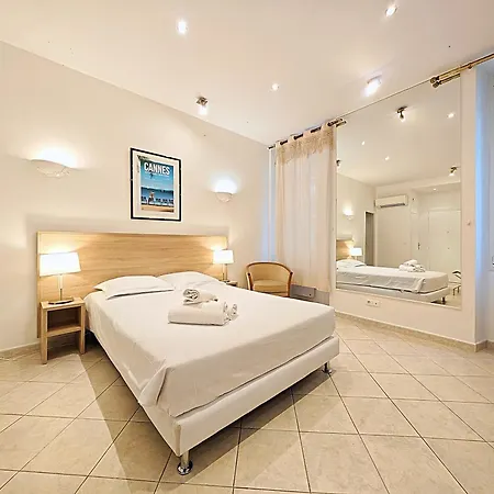 Viva Riviera 11 Rue Commandant Andre